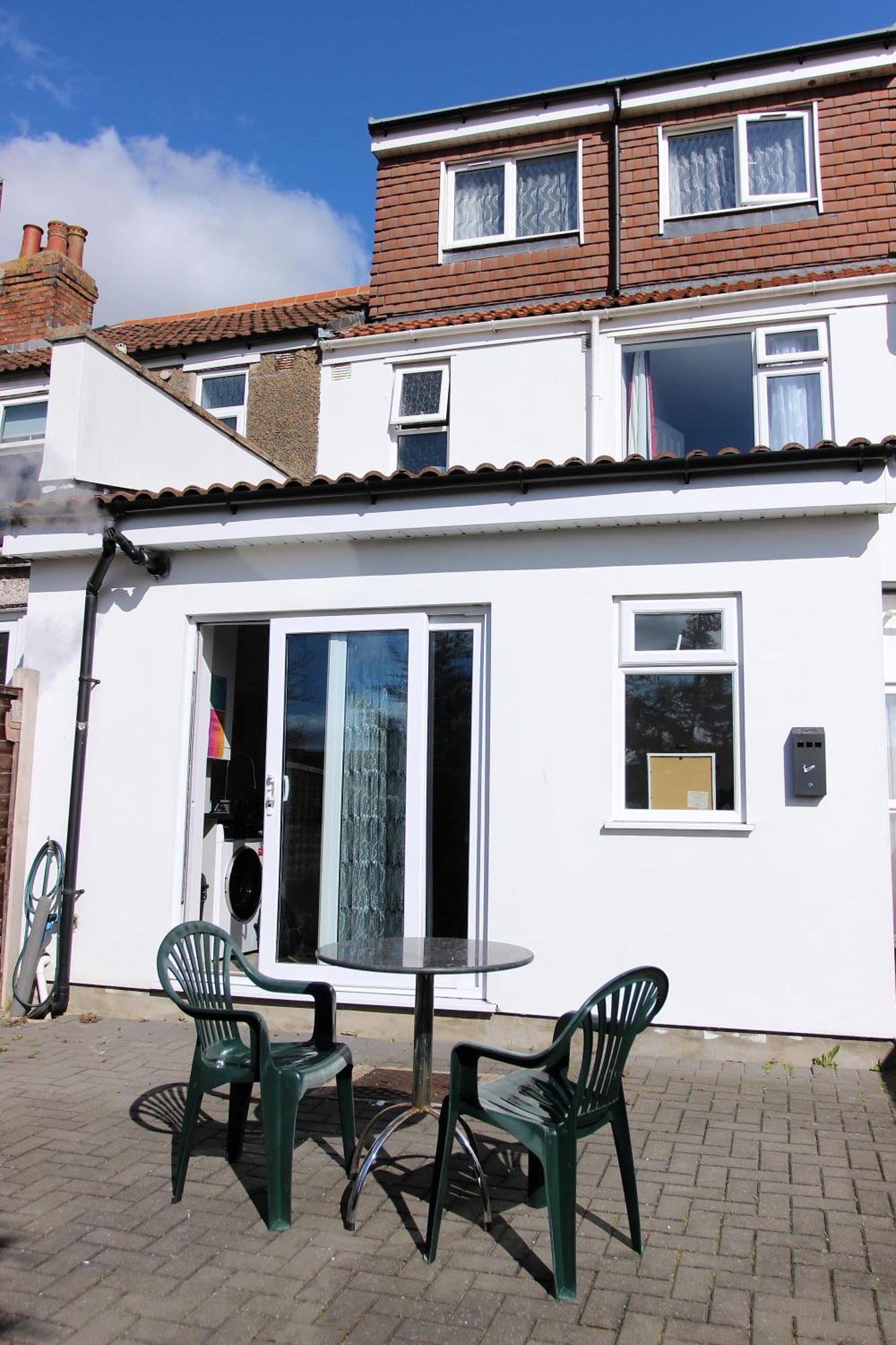 House Share With Few Ensuite Rooms Near Southmead ブリストル エクステリア 写真